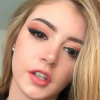 Chrissy Costansa Nøgen
