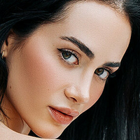 Clara Melinat / Claramlll Nøgen