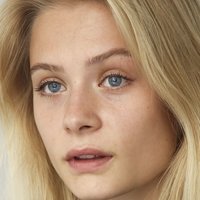 Clara Rosager Nøgen