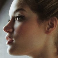 Claudia Udy Nøgen