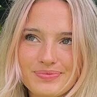 Cosette Rinab Nøgen