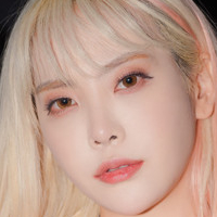 퀸다미 Dami Nøgen