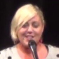 Damienne Merlina Nøgen