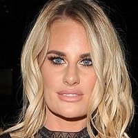 Danielle Armstrong Nøgen