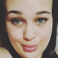 Debzlouise Nøgen