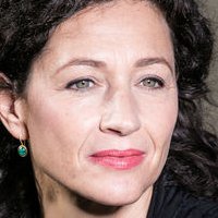 Delia Mayer Nøgen