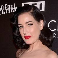 Dita Von Teese Nøgen