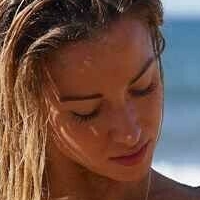 Elena Ferran Nøgen