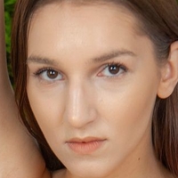 Elena Parkov Nøgen
