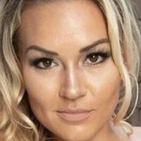 Ellie_rzee33 Nøgen