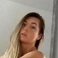 emiliy2876 Nøgen