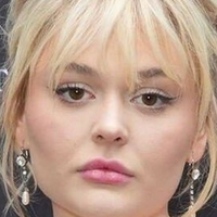 Emily Alyn Nøgen