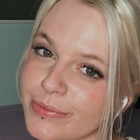 emily.schwarz Nøgen