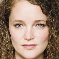 Emma Cunniffe Nøgen