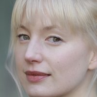 Emma King Nøgen