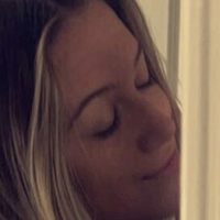 Emma.thomas166 Nøgen