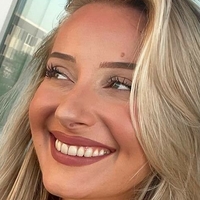 Ermira Lika Nøgen