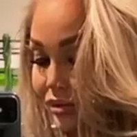 Essi Kaappola Nøgen