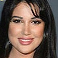 Estrella Nouri Nøgen