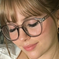 Evann Haley Nøgen