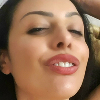 Ezada Sinn / ezada Nøgen