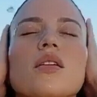 Fernanda Gama Lins Nøgen