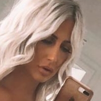 Georgian Daisy Bauer Nøgen