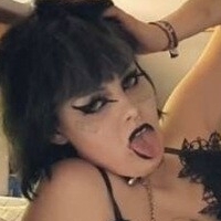 Gina Hahn Nøgen