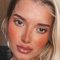 Giovana Saavedra Nøgen