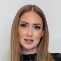 Goddess Kira Gold Nøgen