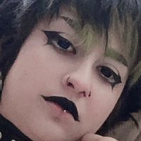 Gremlinbxtch Nøgen
