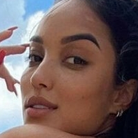 Gyovanna Reis Nøgen