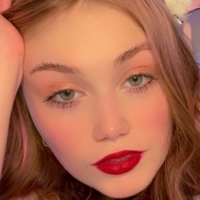 Hailey Nøgen
