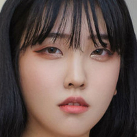 Hana Song Nøgen