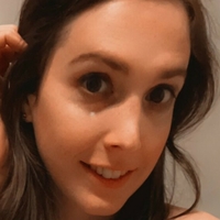 Hannah Lanser Nøgen