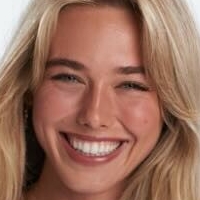 Hannah Slover Nøgen