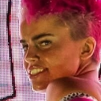 Harley Hudson Nøgen