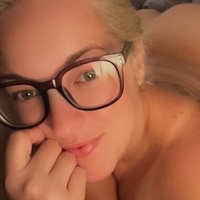 HoneybeeHarlow Nøgen