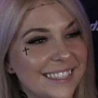 Honhoneyybeebaby Nøgen