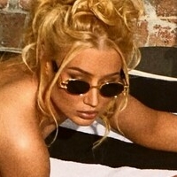 Iggy Azalea Nøgen