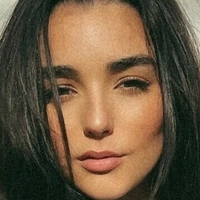 Indiana Massara Nøgen