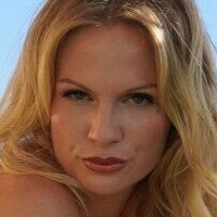 Isabella Kiko Nøgen