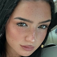 Issey Moloney Nøgen