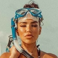 Ivette Saucedo Nøgen