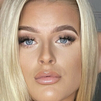 Jade Barnes Nøgen