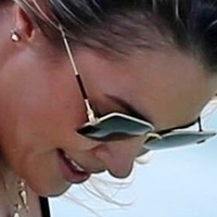 Jasmine Hartin Nøgen
