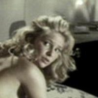 Jennifer Miller Nøgen