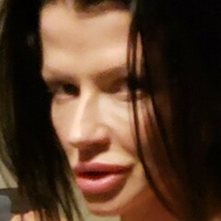 joslynjames Nøgen