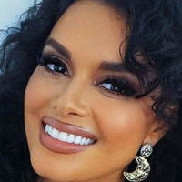 Joy Taylor Nøgen