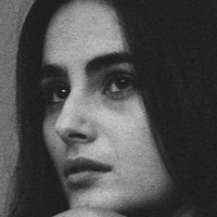 Julia Moreno Montes Nøgen